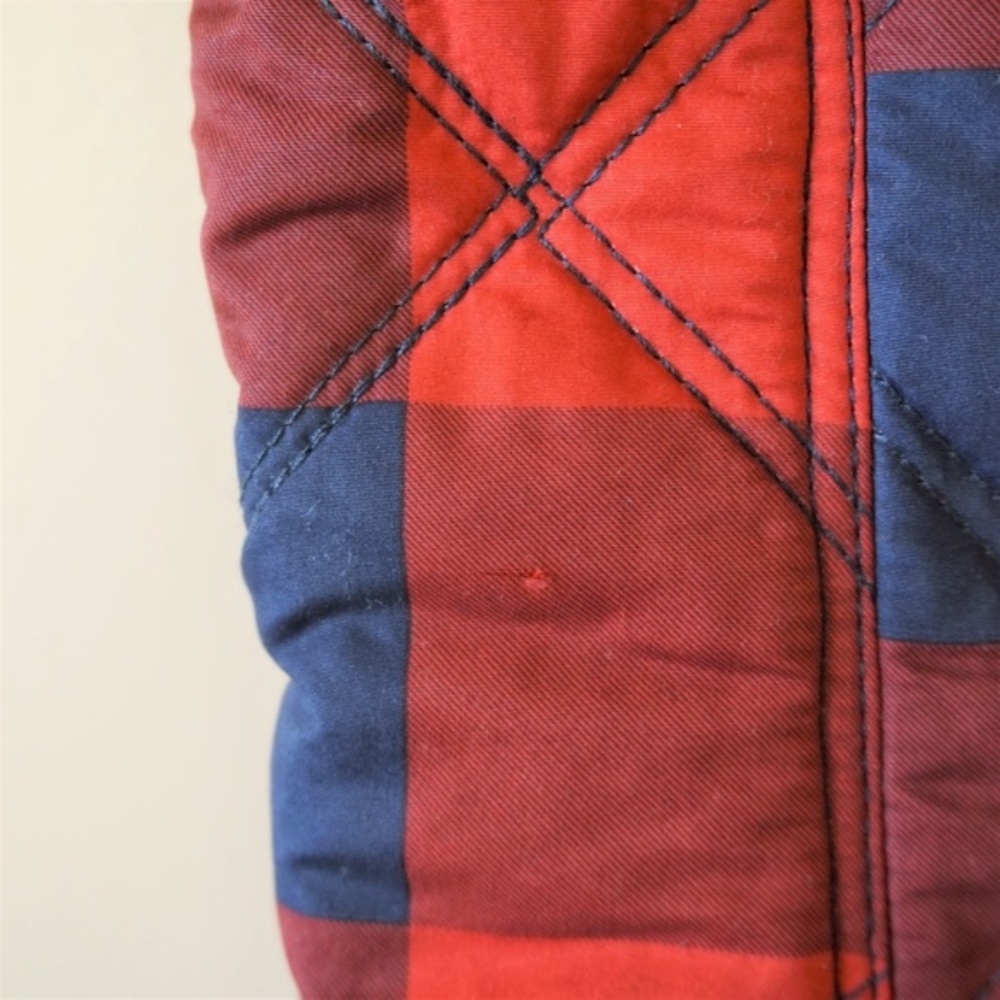 Kensie Buffalo Plaid Red Navy Quilted Puffer Zip Up Vest S Small EUC - Picture 6 of 6